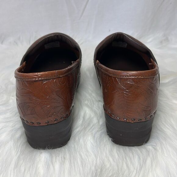 L. L. Bean Brown Embossed Leather Clogs Sz 8 - Picture 4 of 8